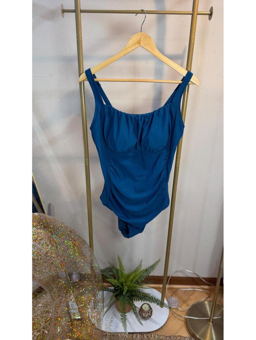NWT XL Aqua Eve One Piece Bathing Suit for Woman tummy